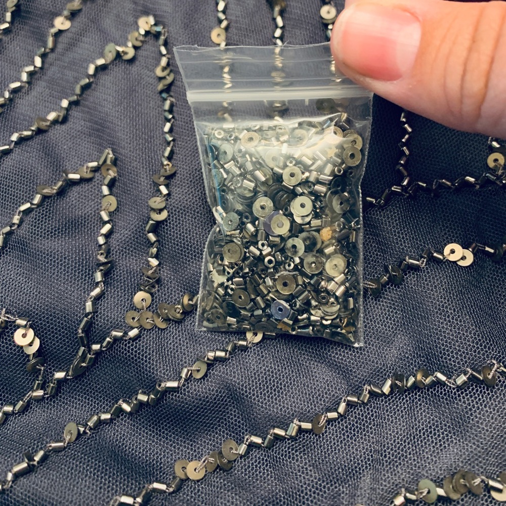 Adrianna Papell Art Deco bag of beads gunmetal